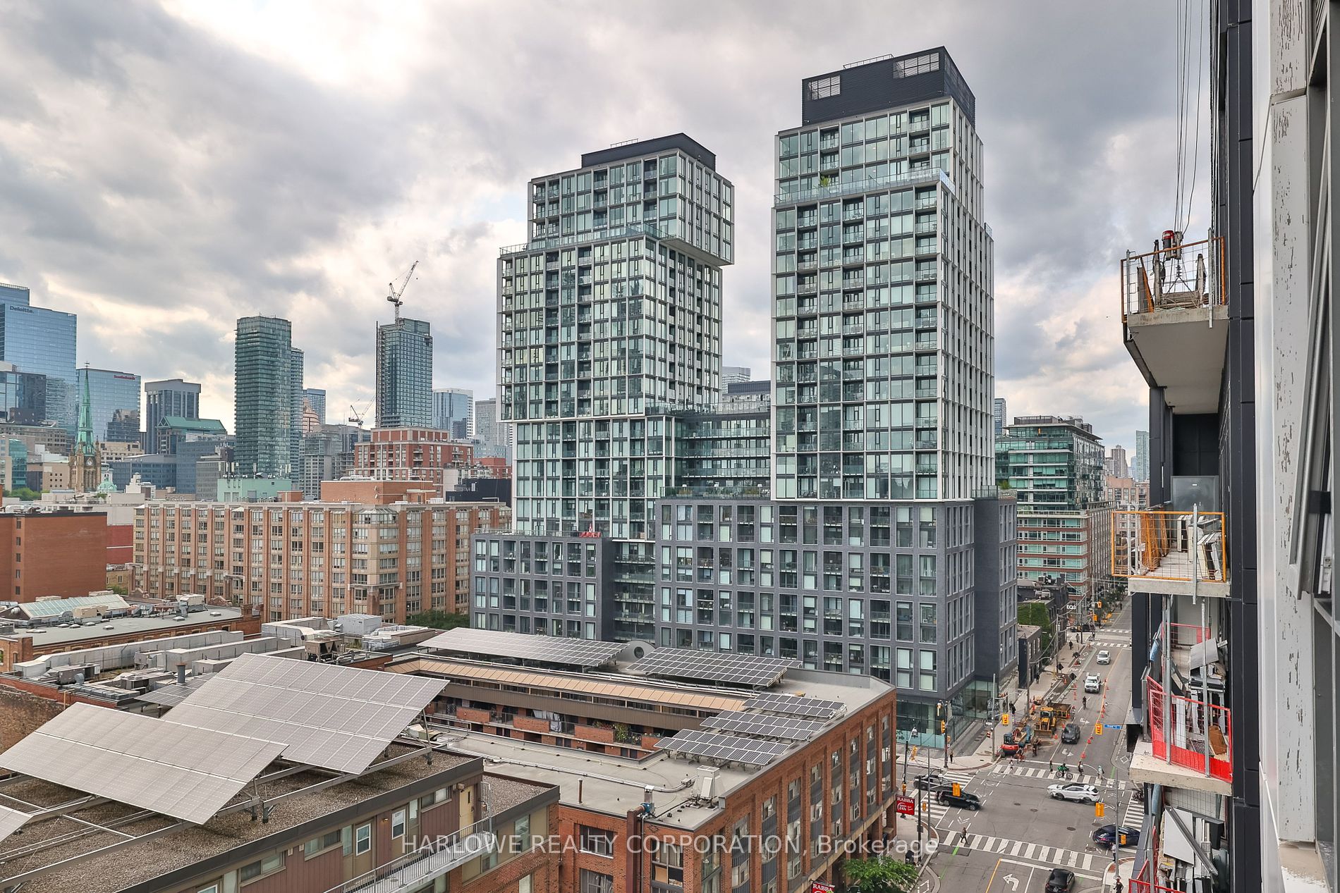 121 Lower Sherbourne St, #1056 SW