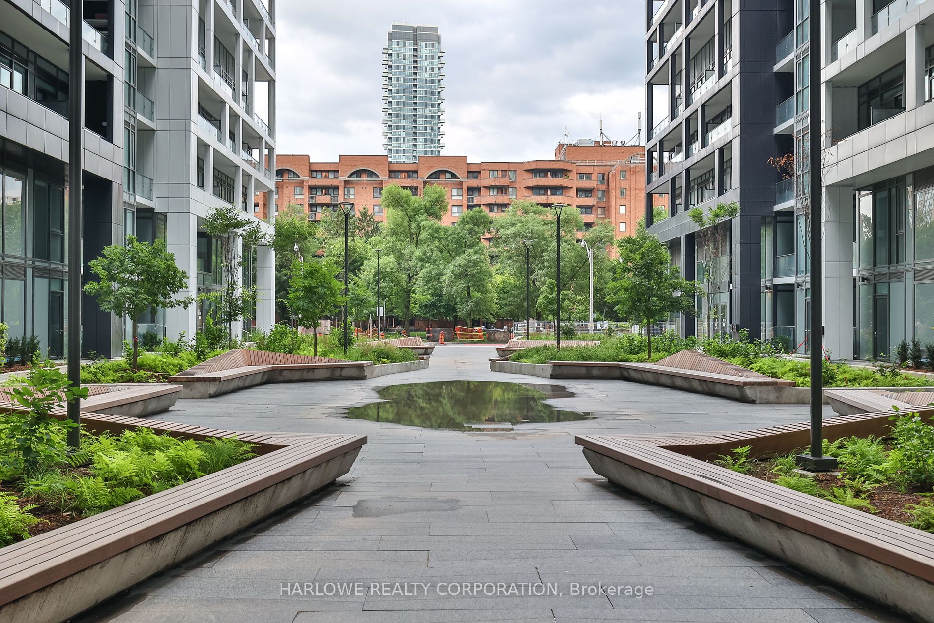 121 Lower Sherbourne St, #1056 SW