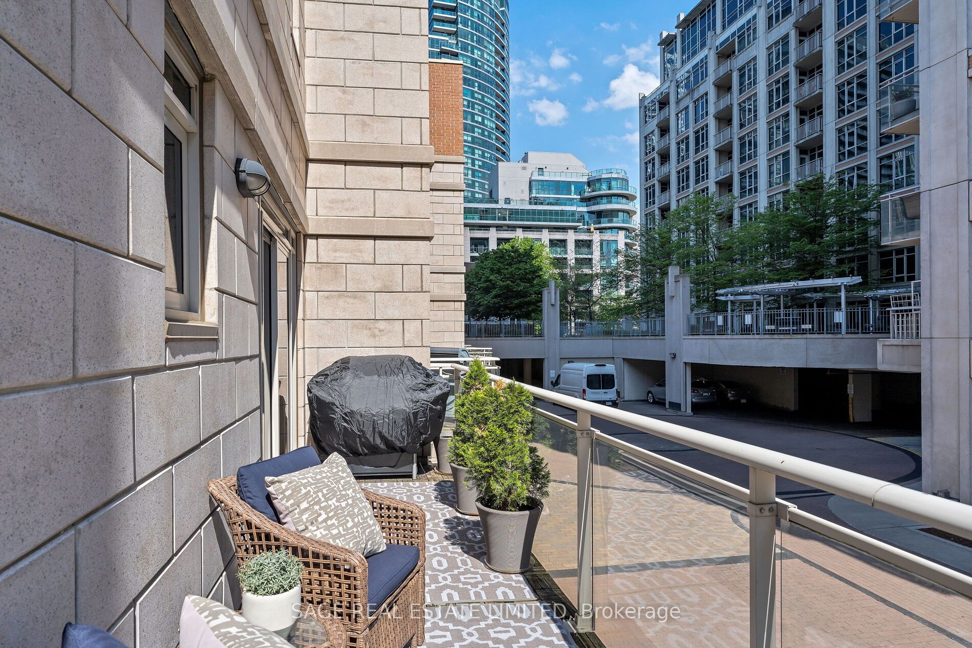75 Sloping Sky Mews, #2