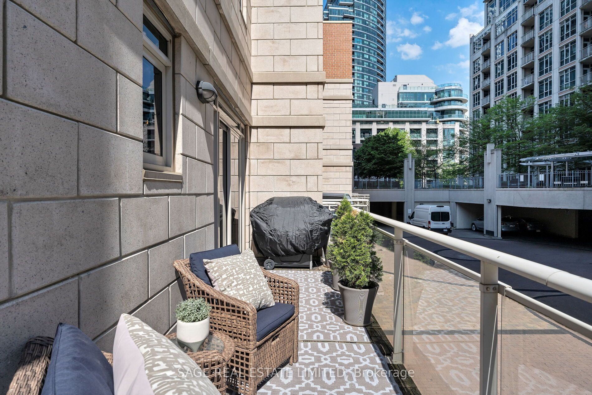 75 Sloping Sky Mews, #2