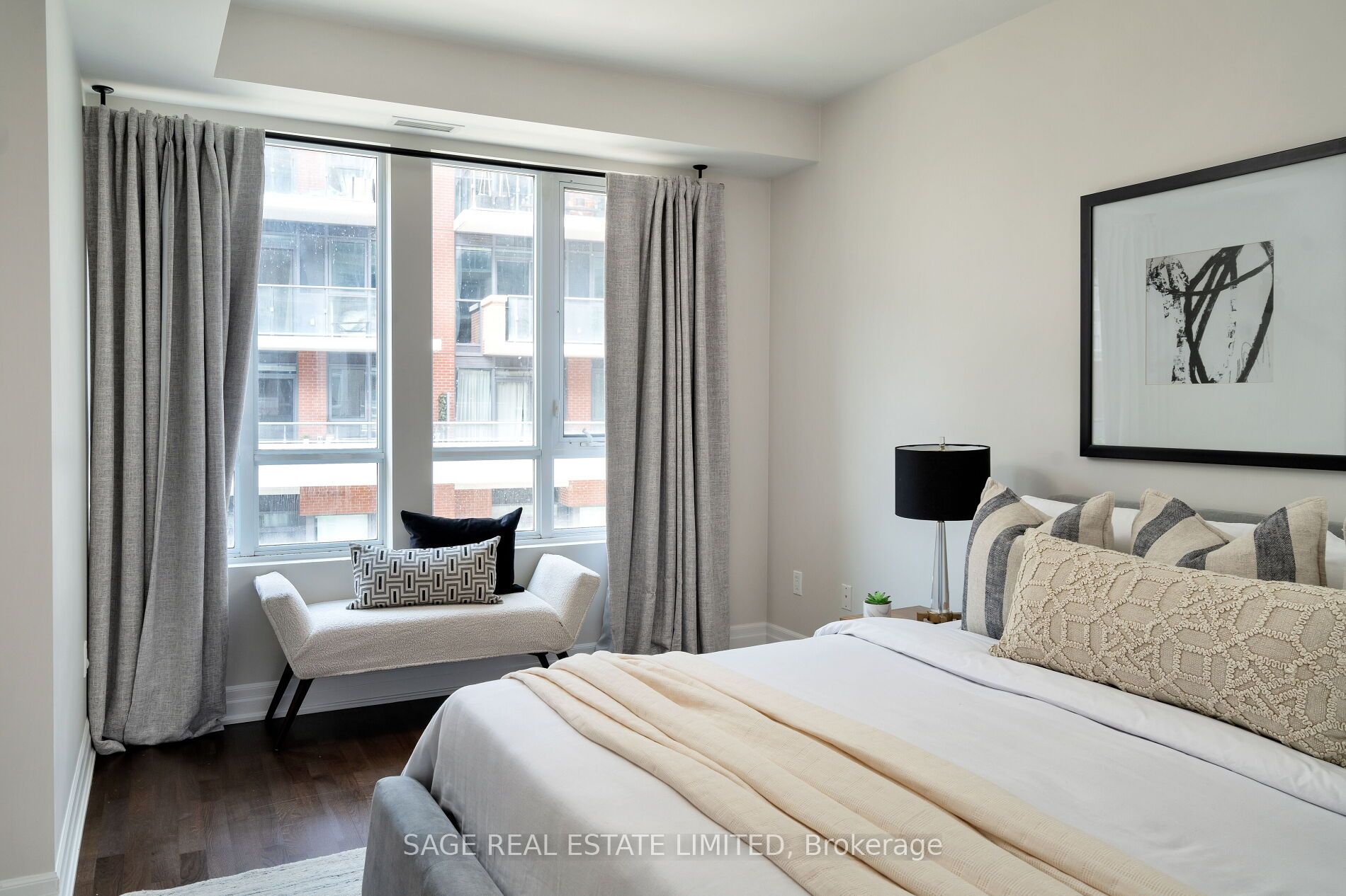 75 Sloping Sky Mews, #2