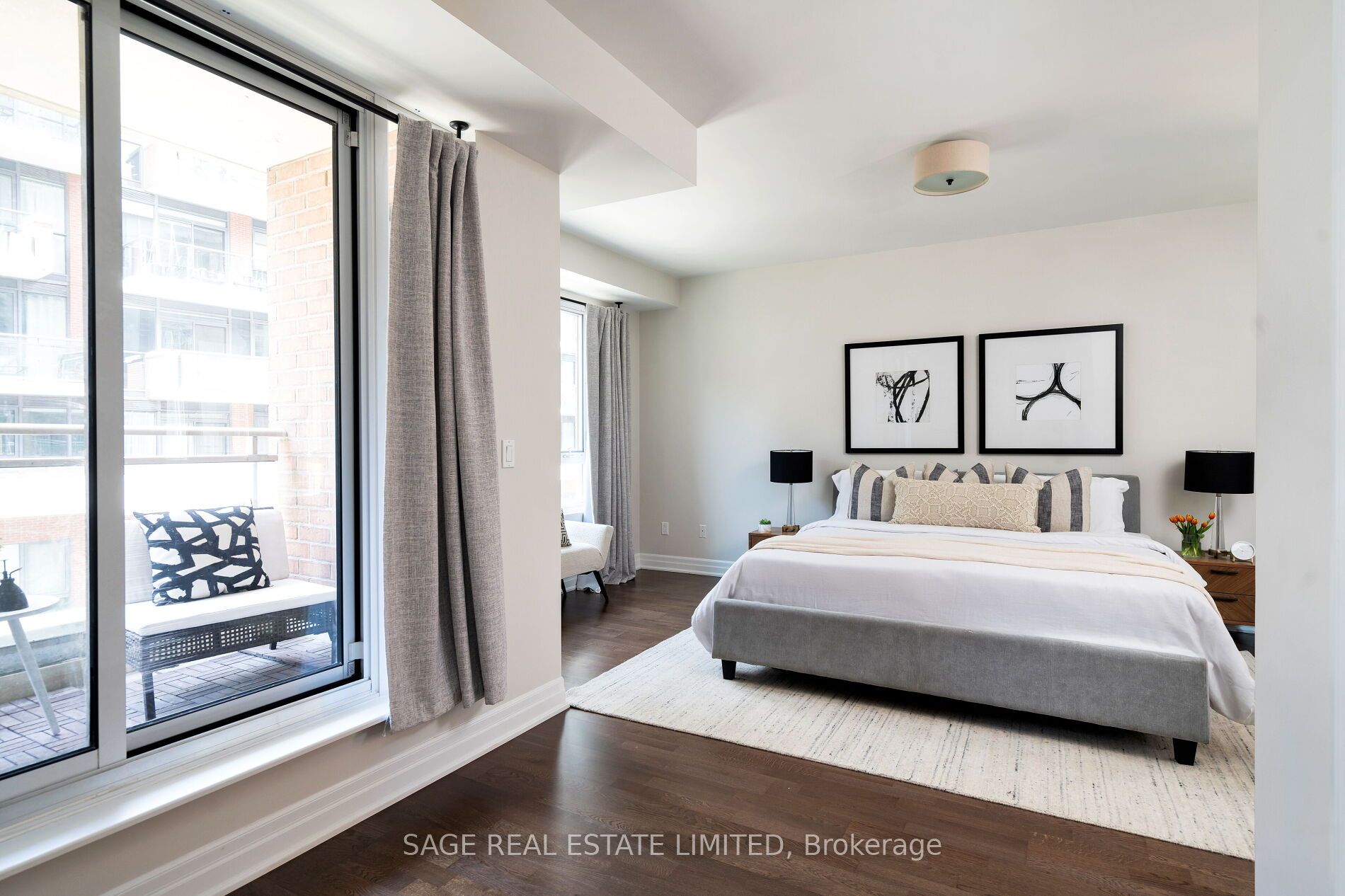 75 Sloping Sky Mews, #2