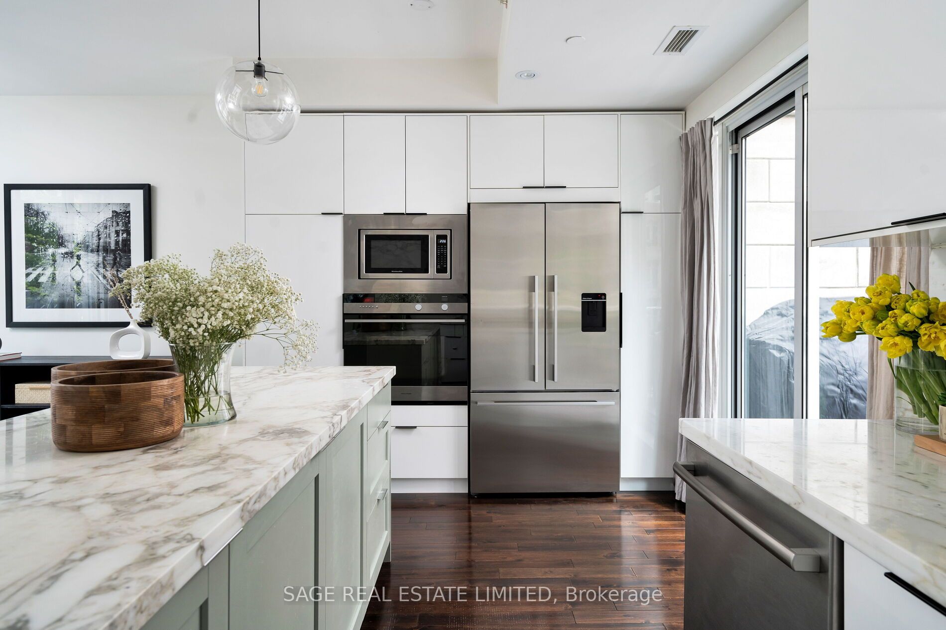 75 Sloping Sky Mews, #2
