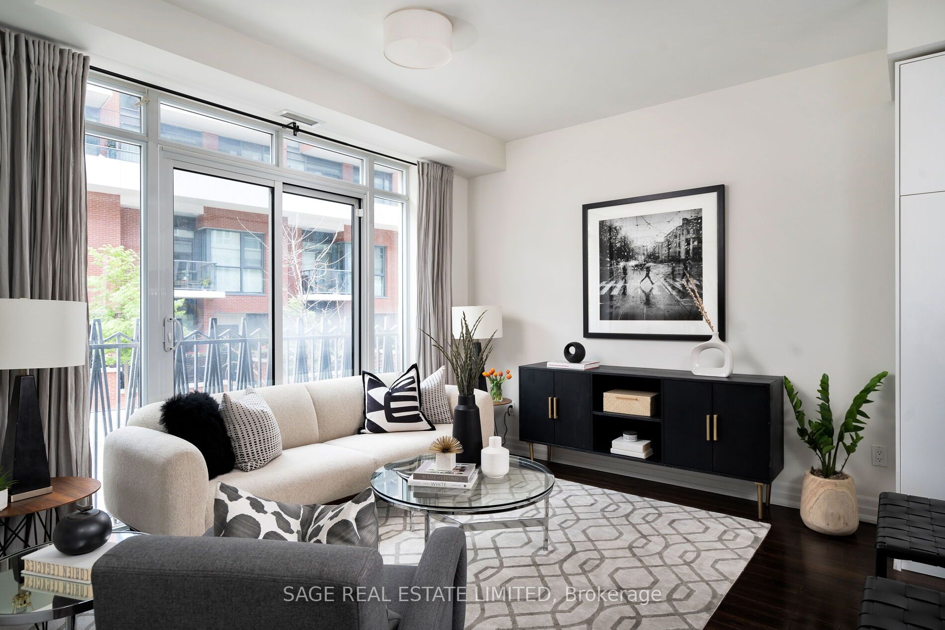 75 Sloping Sky Mews, #2