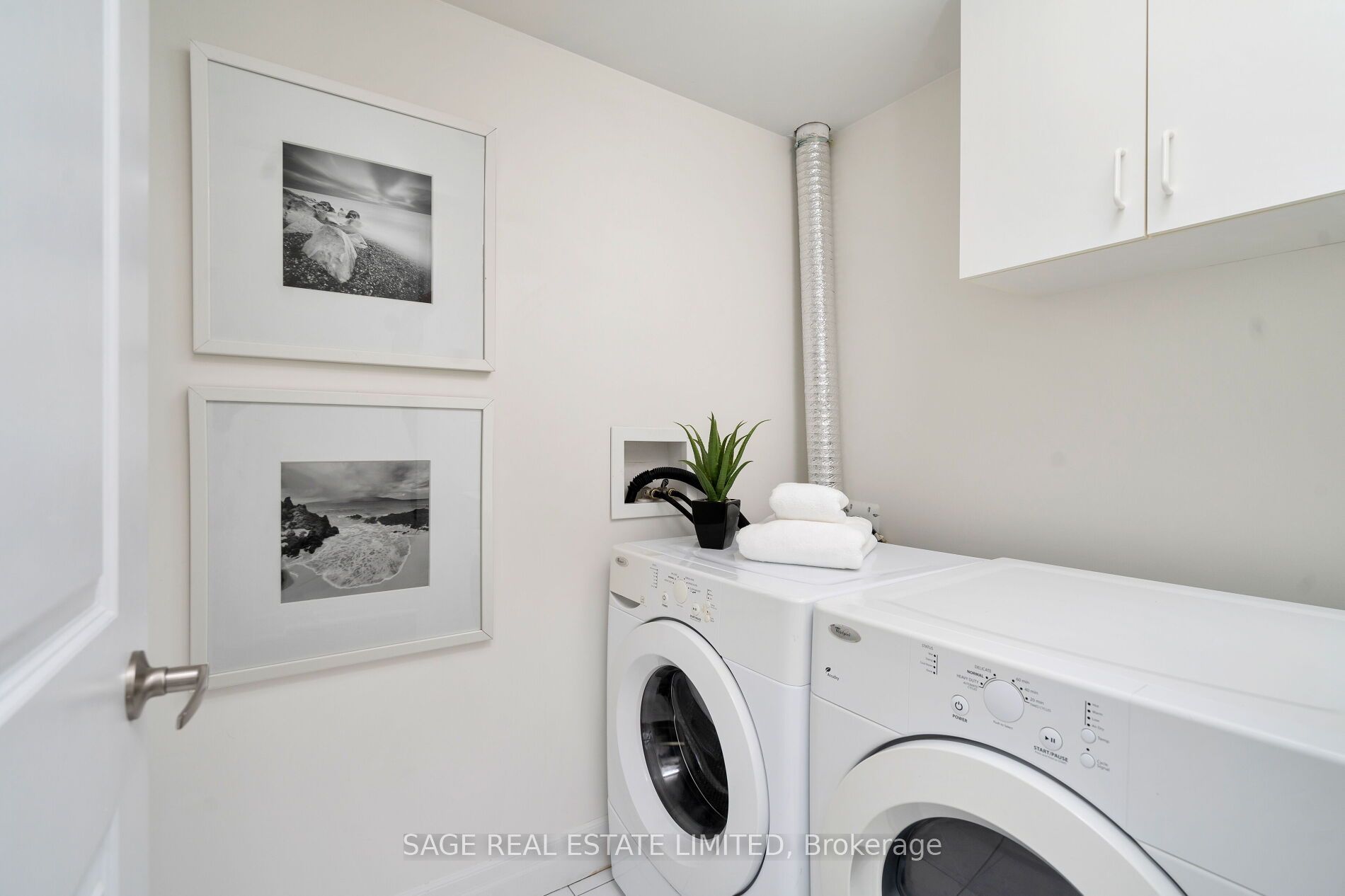 75 Sloping Sky Mews, #2