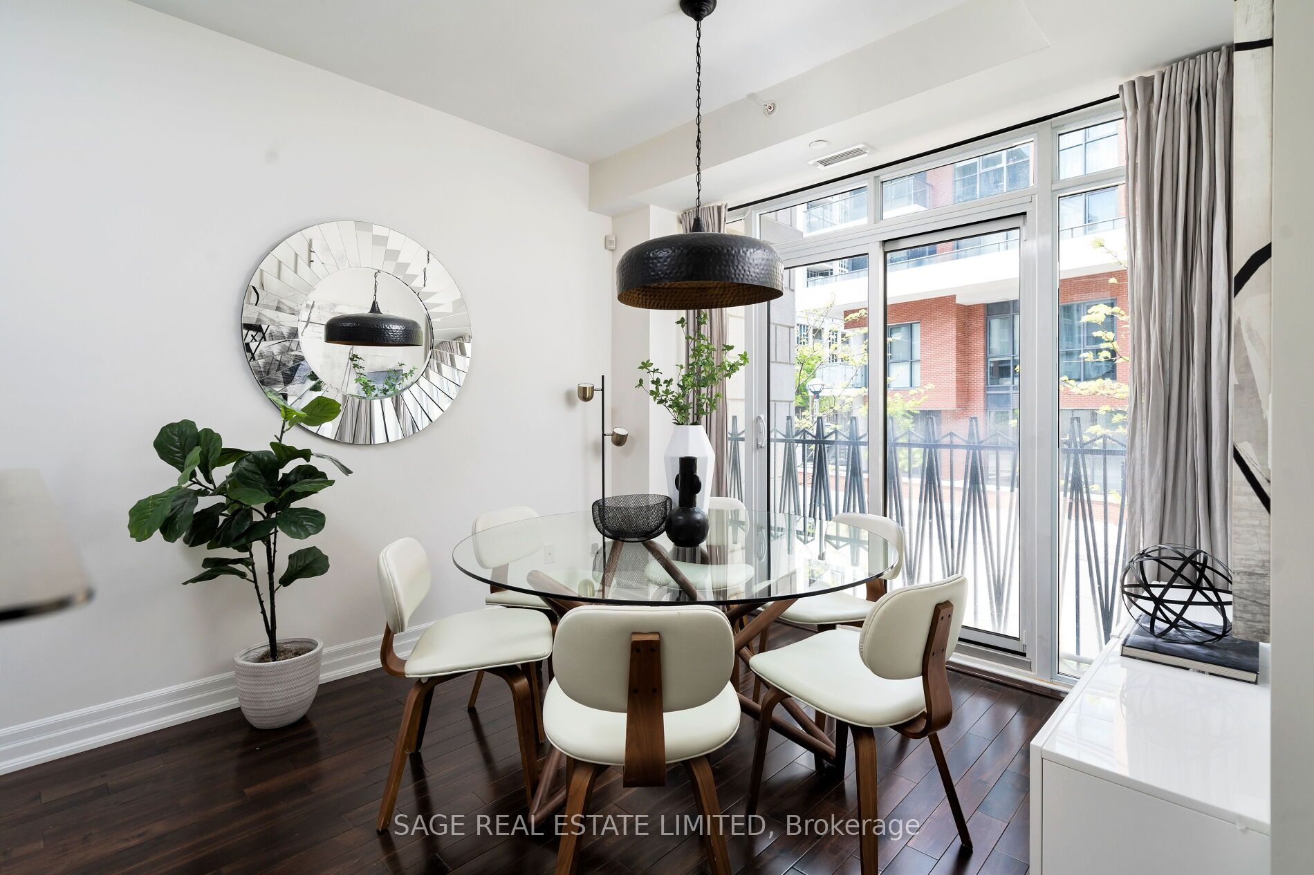 75 Sloping Sky Mews, #2