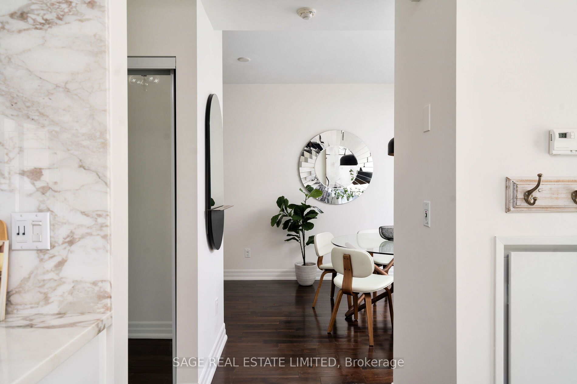 75 Sloping Sky Mews, #2