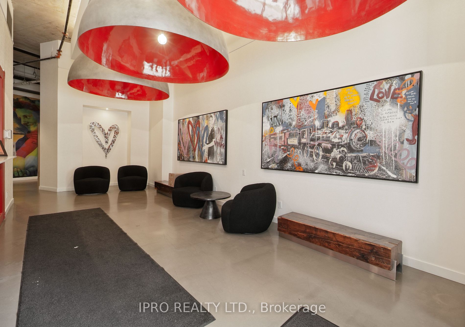 135 East Liberty St, #806