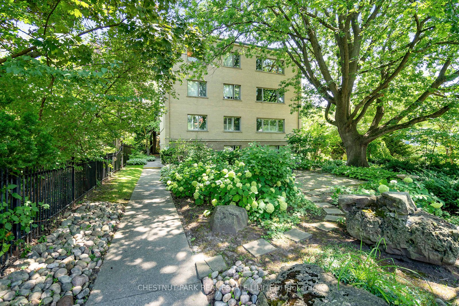 31 Rosedale Road #103