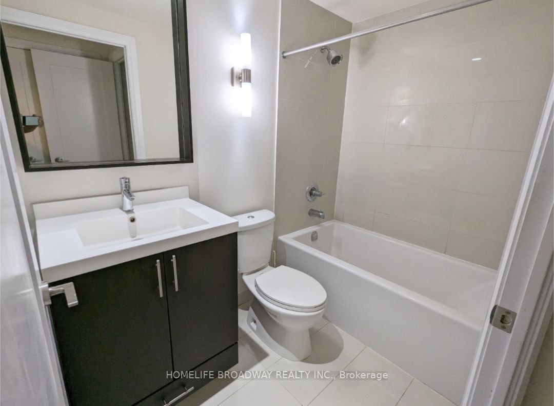 18 Graydon Hall Dr, #506