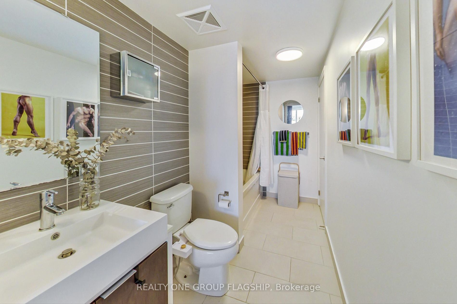 5 Hanna Avenue #617