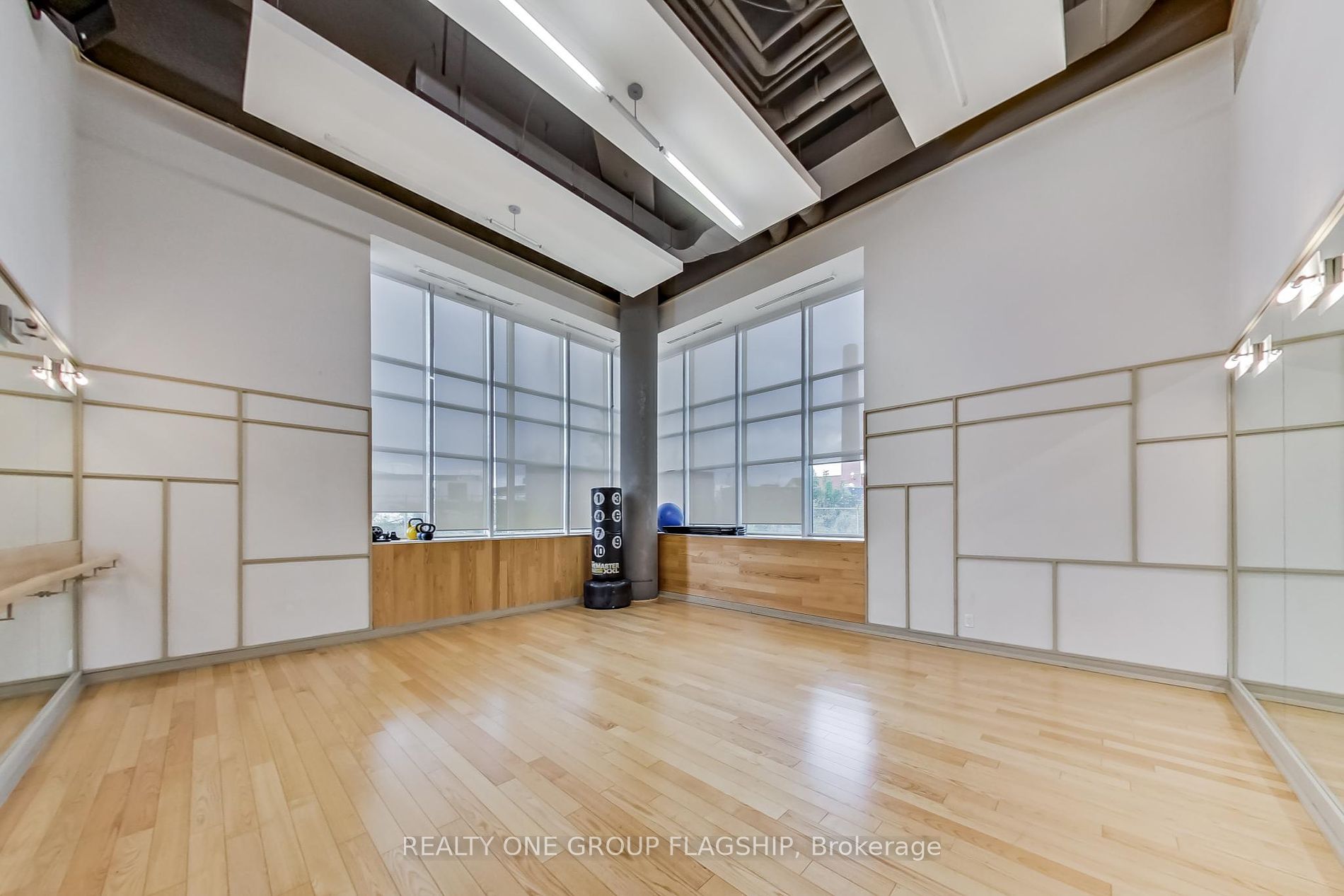 5 Hanna Avenue #617