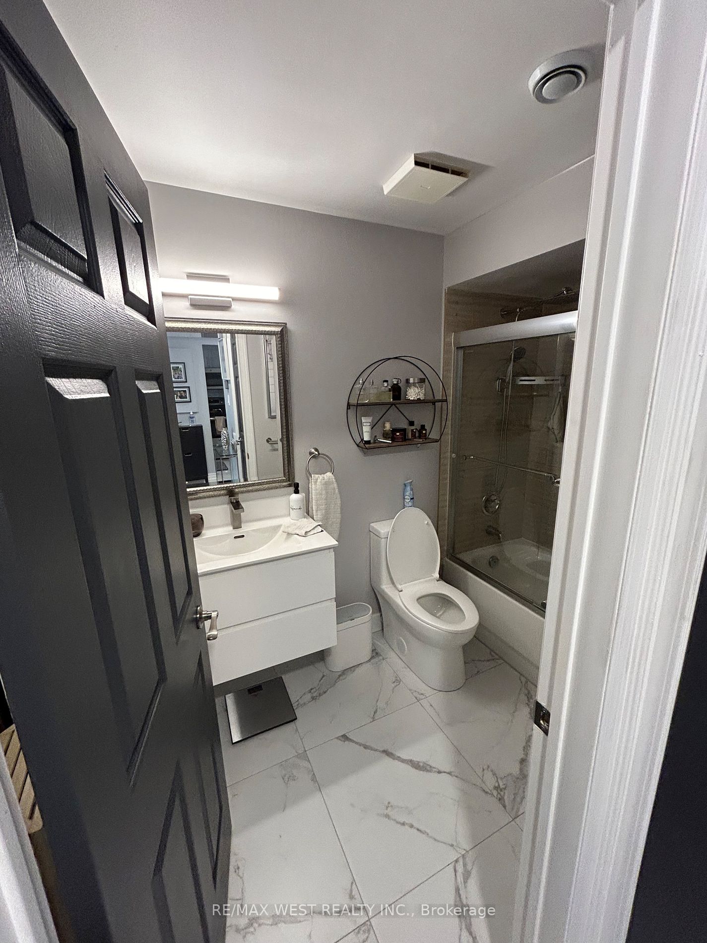 1000 Sheppard Ave W, #206
