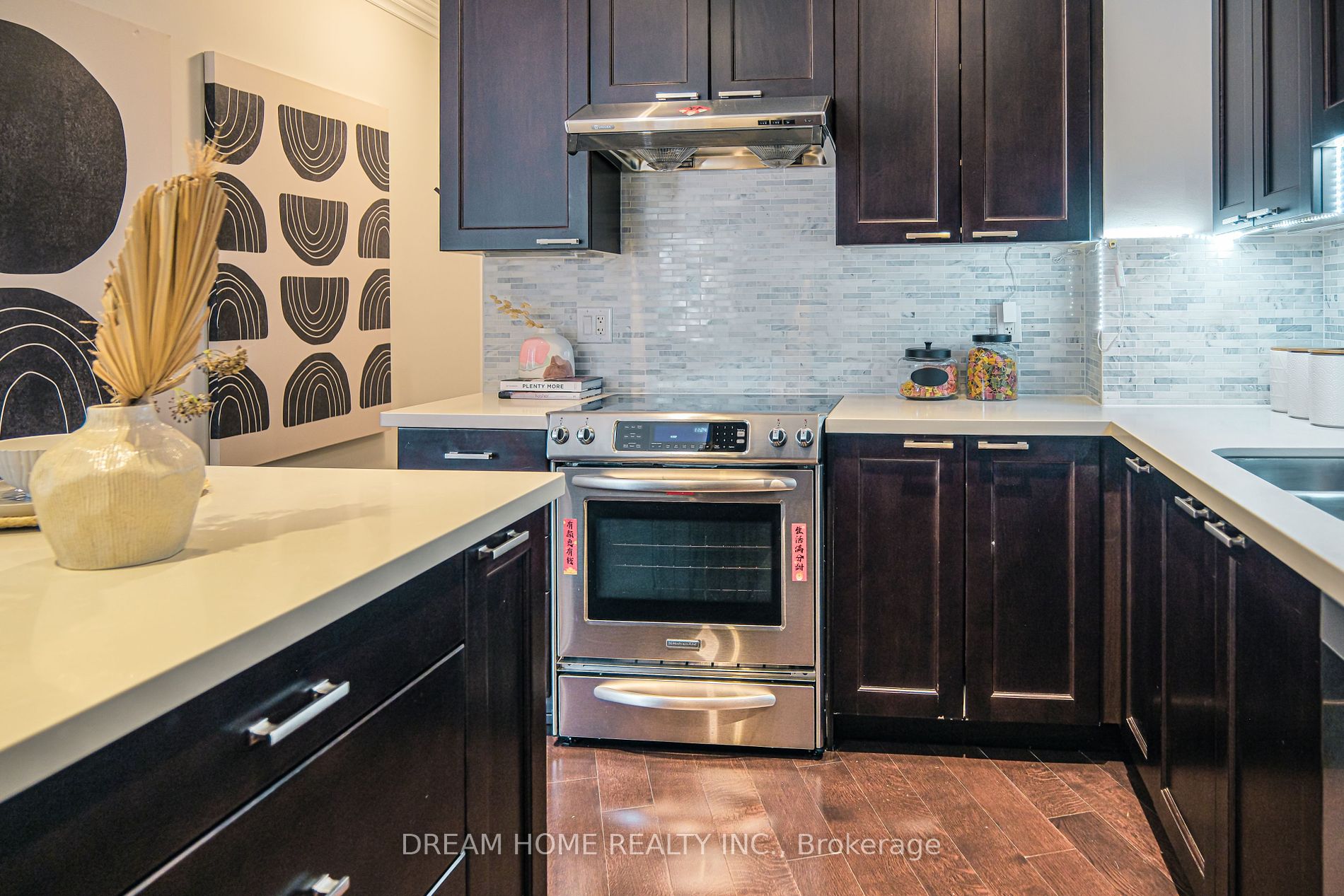 115 Harrison Garden Blvd, #Th 49