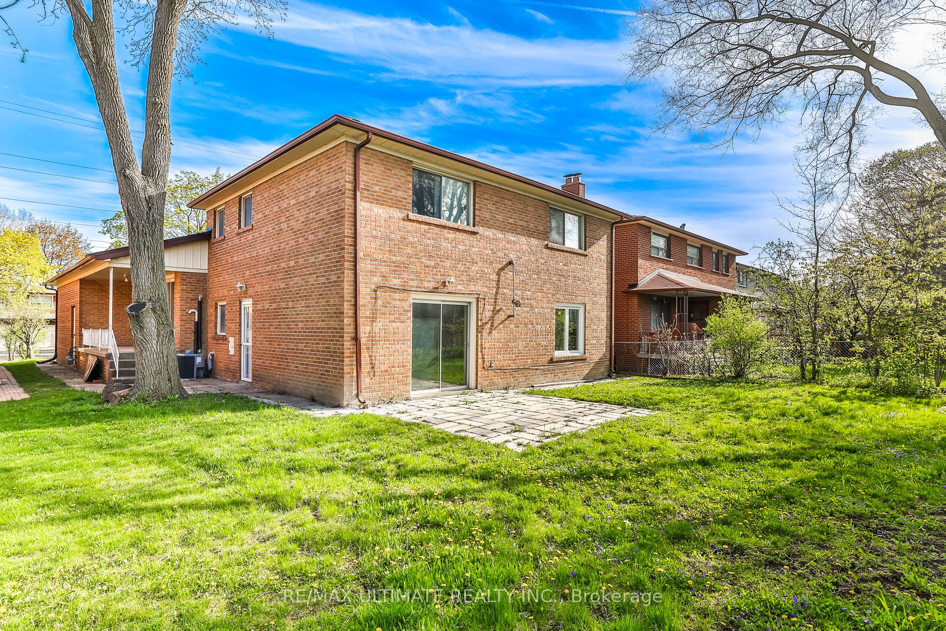 90 Charlton Boulevard