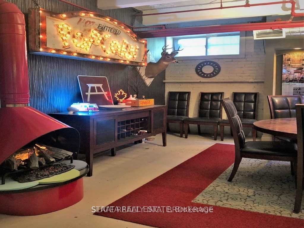 535 Queen Street E, #1