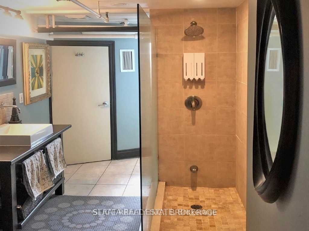 535 Queen Street E, #1