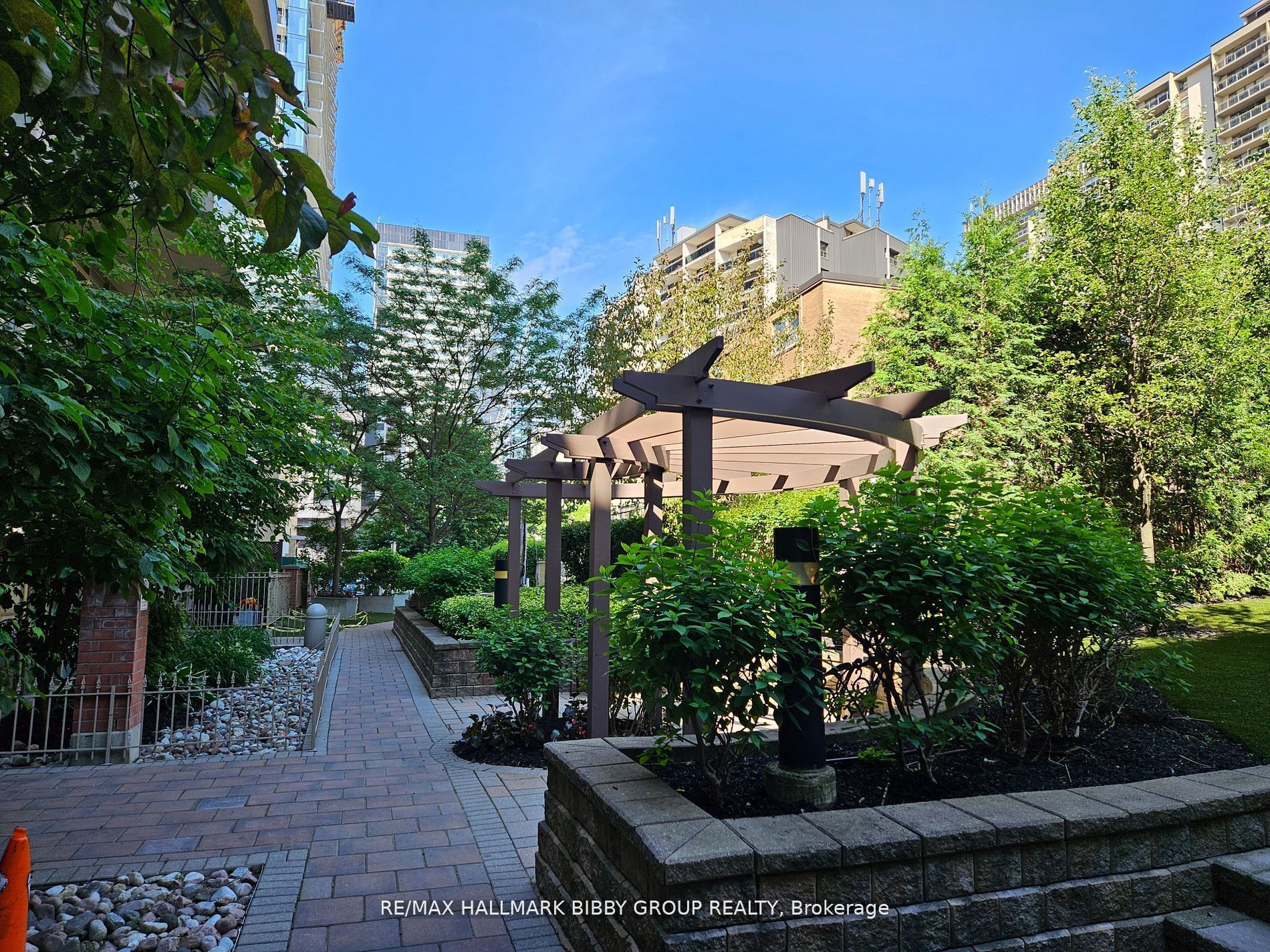 900 Mount Pleasant Road #426
