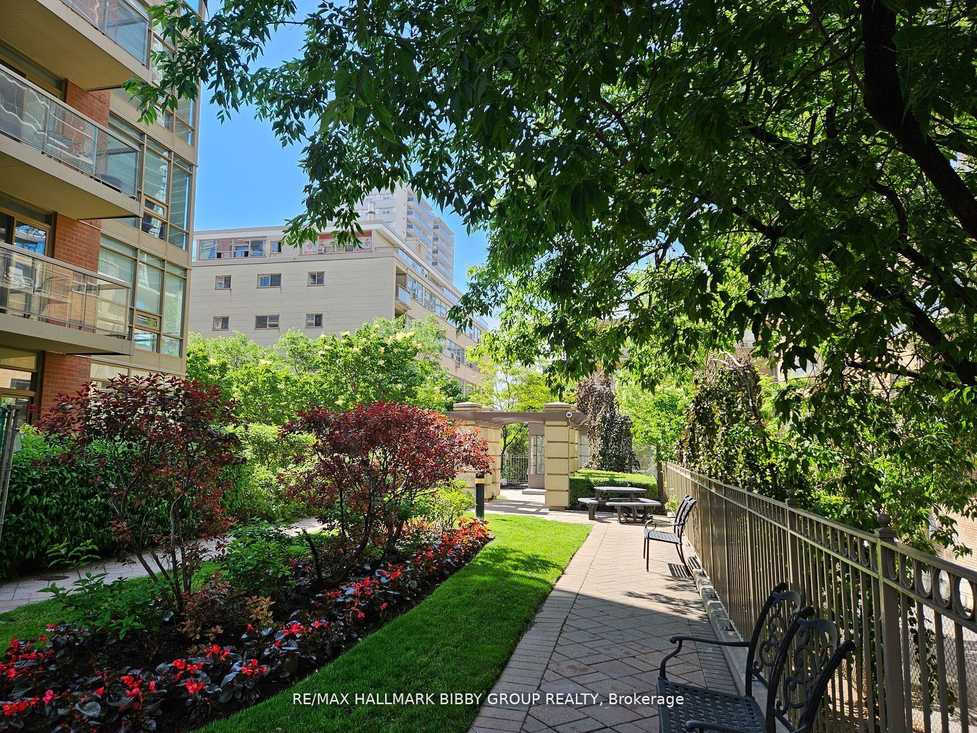 900 Mount Pleasant Road #426