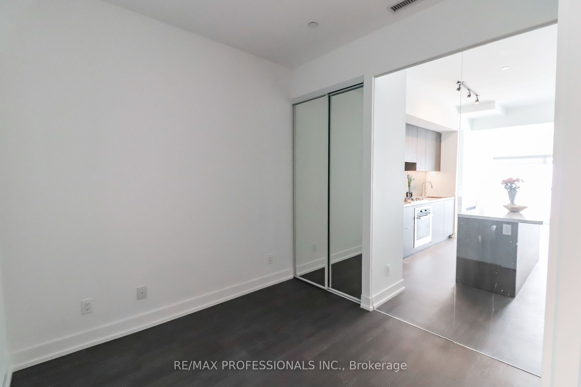 7 Grenville St, #6512