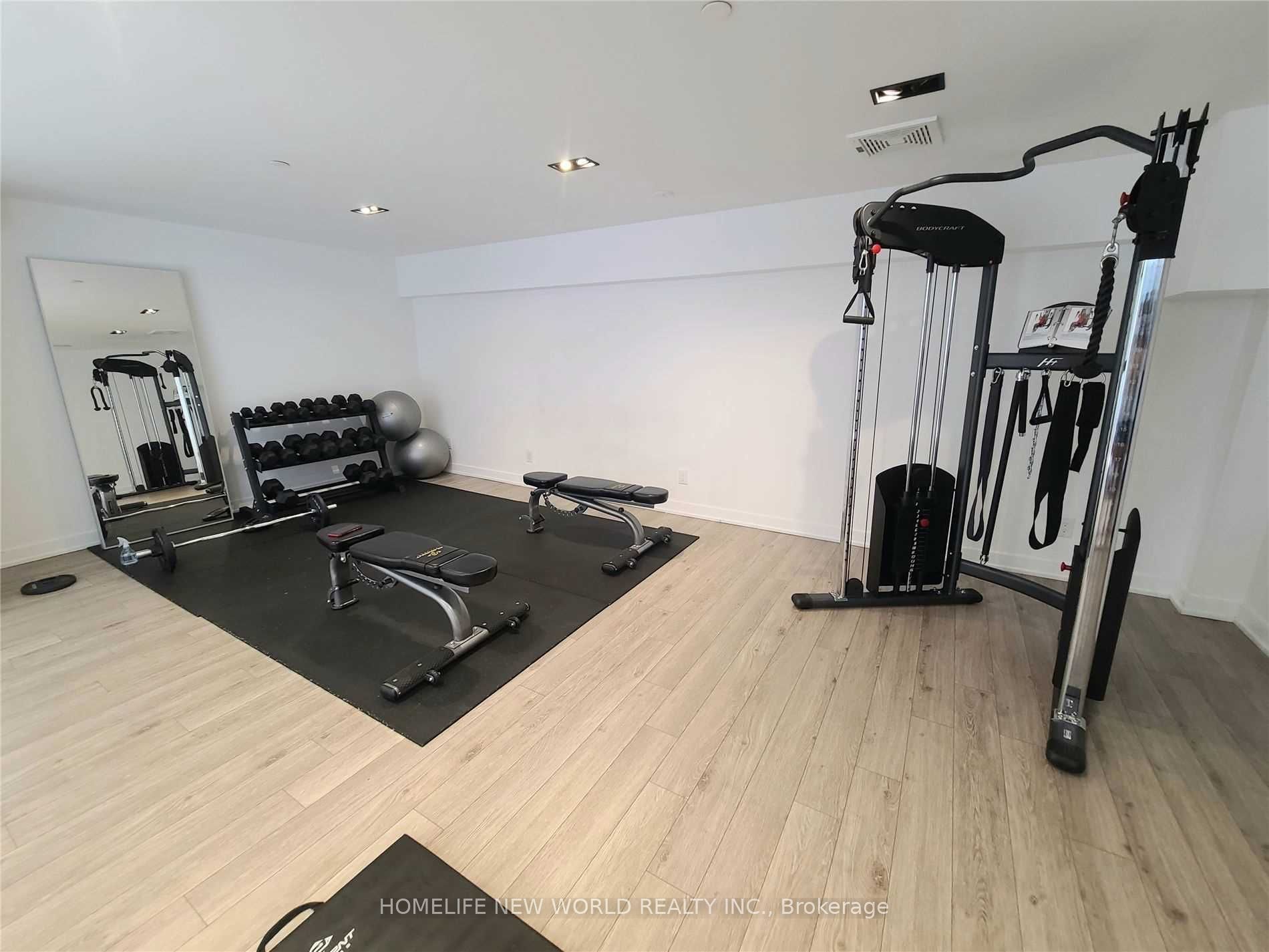 17 Dundonald St, #1403