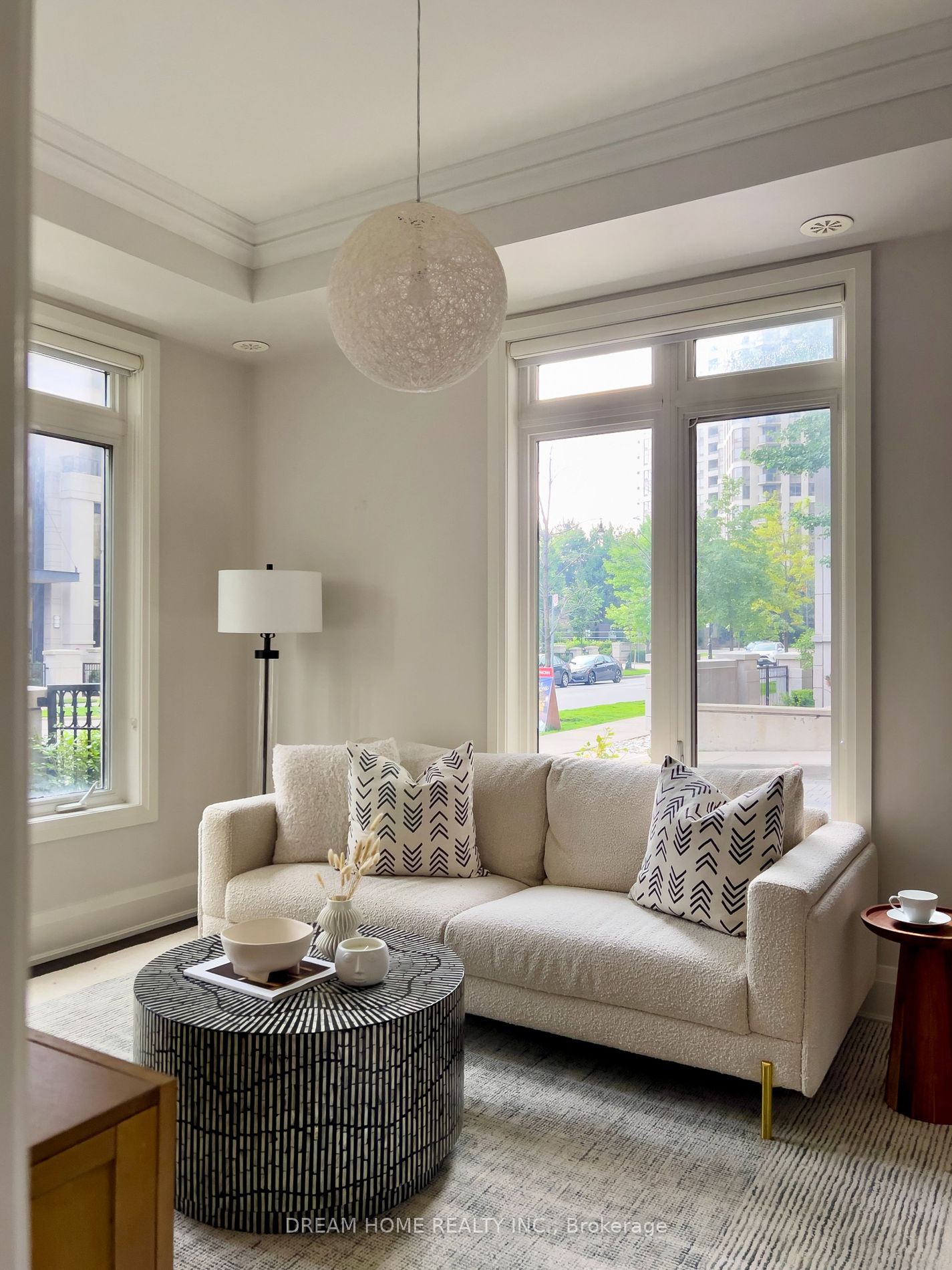 115 Harrison Garden Blvd, #Th 49