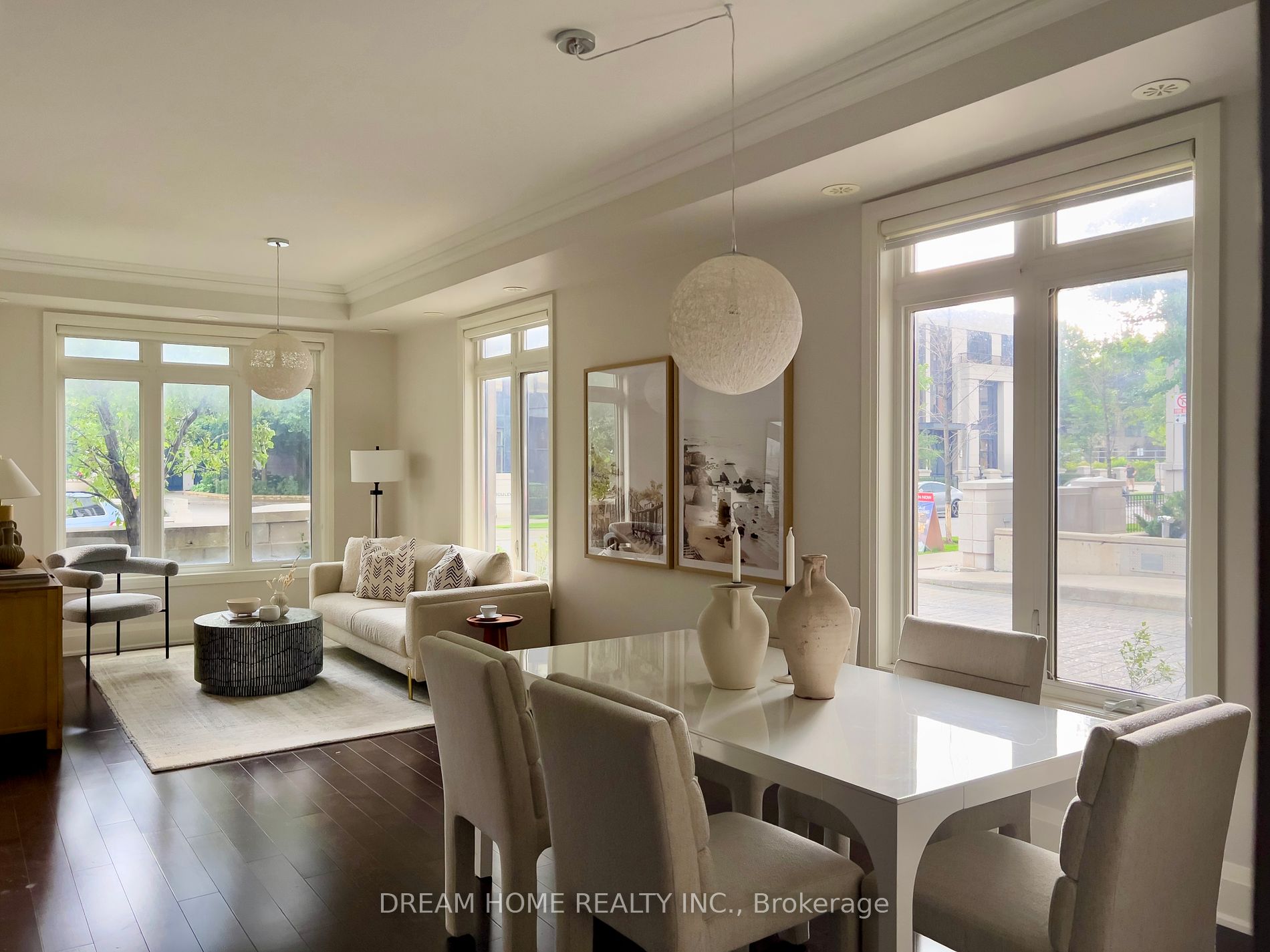 115 Harrison Garden Blvd, #Th 49