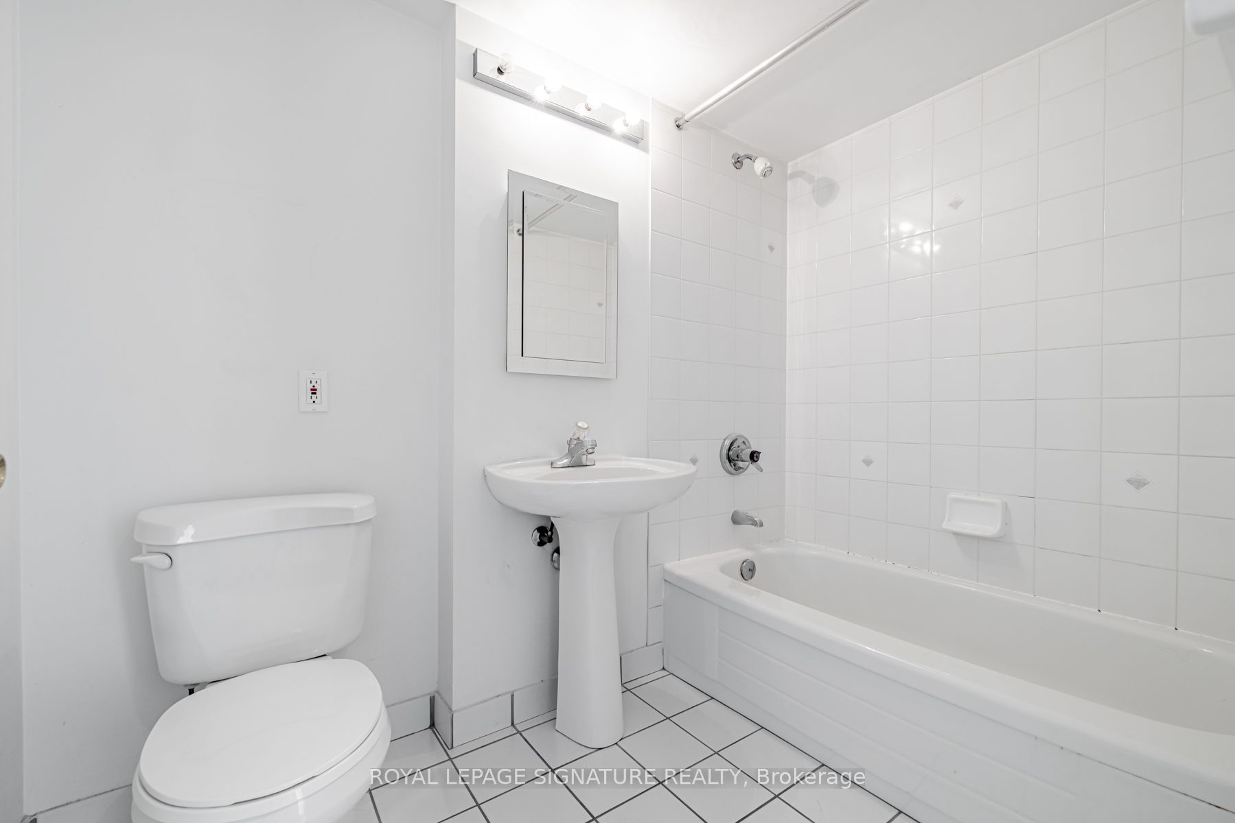 2 Covington Road, #605