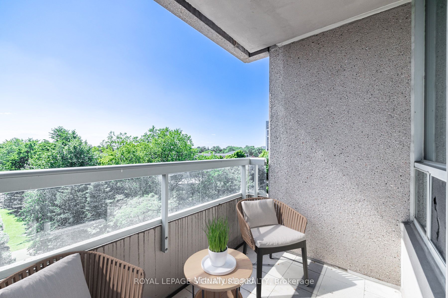 2 Covington Road, #605