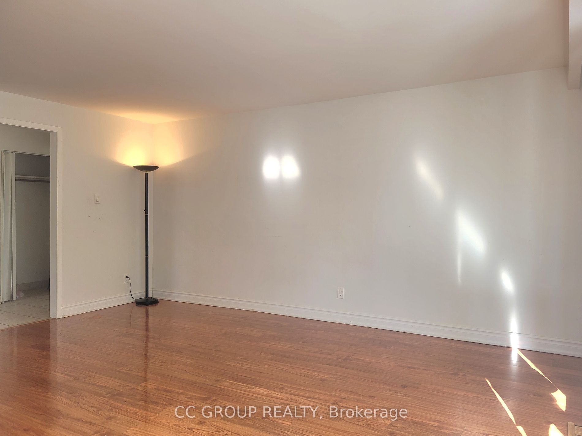 25 Lehar Crescent