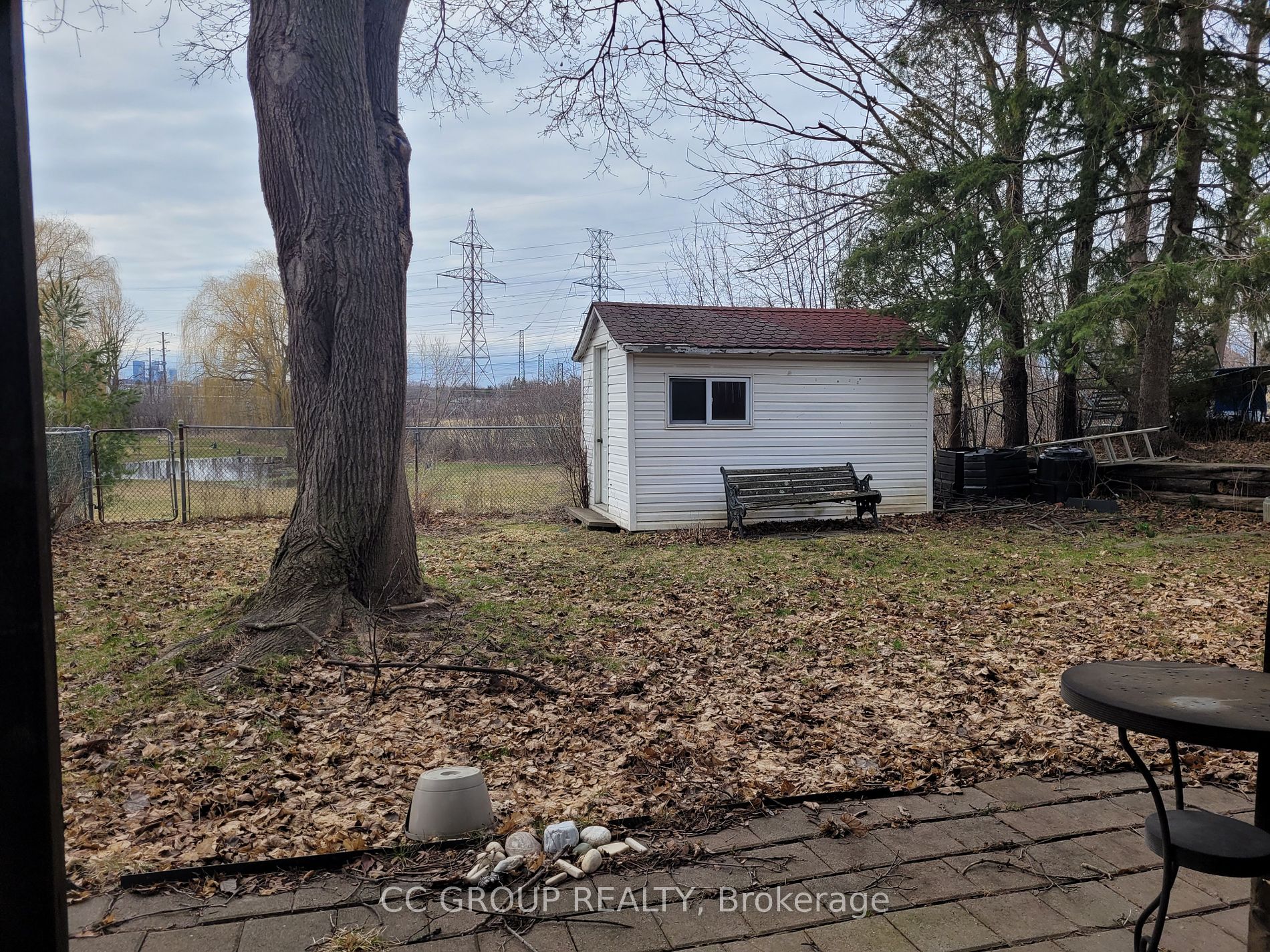 25 Lehar Crescent