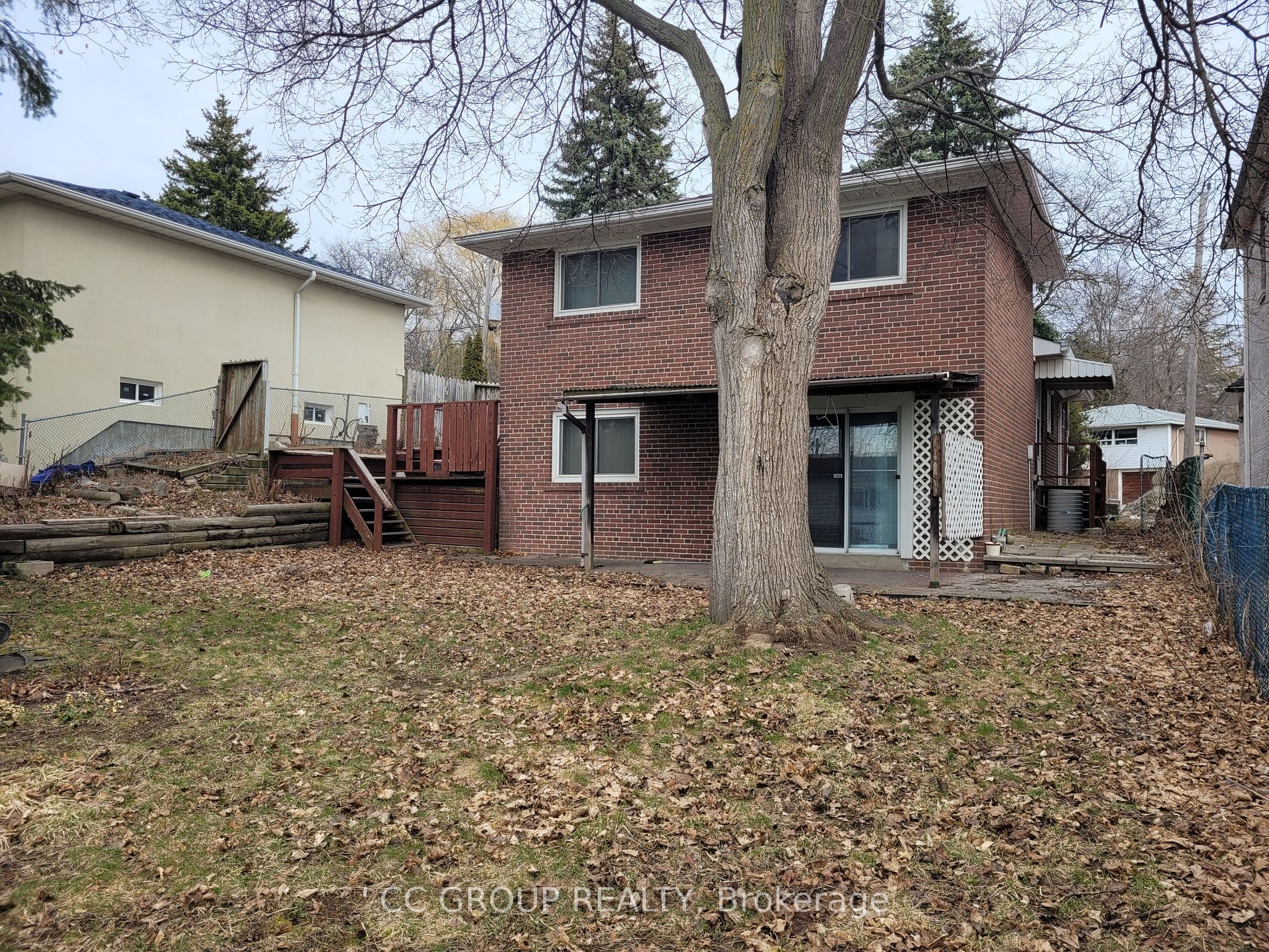 25 Lehar Crescent