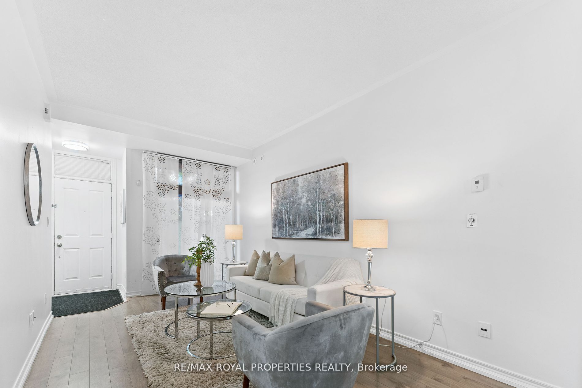 1496 Victoria Park Ave, #119