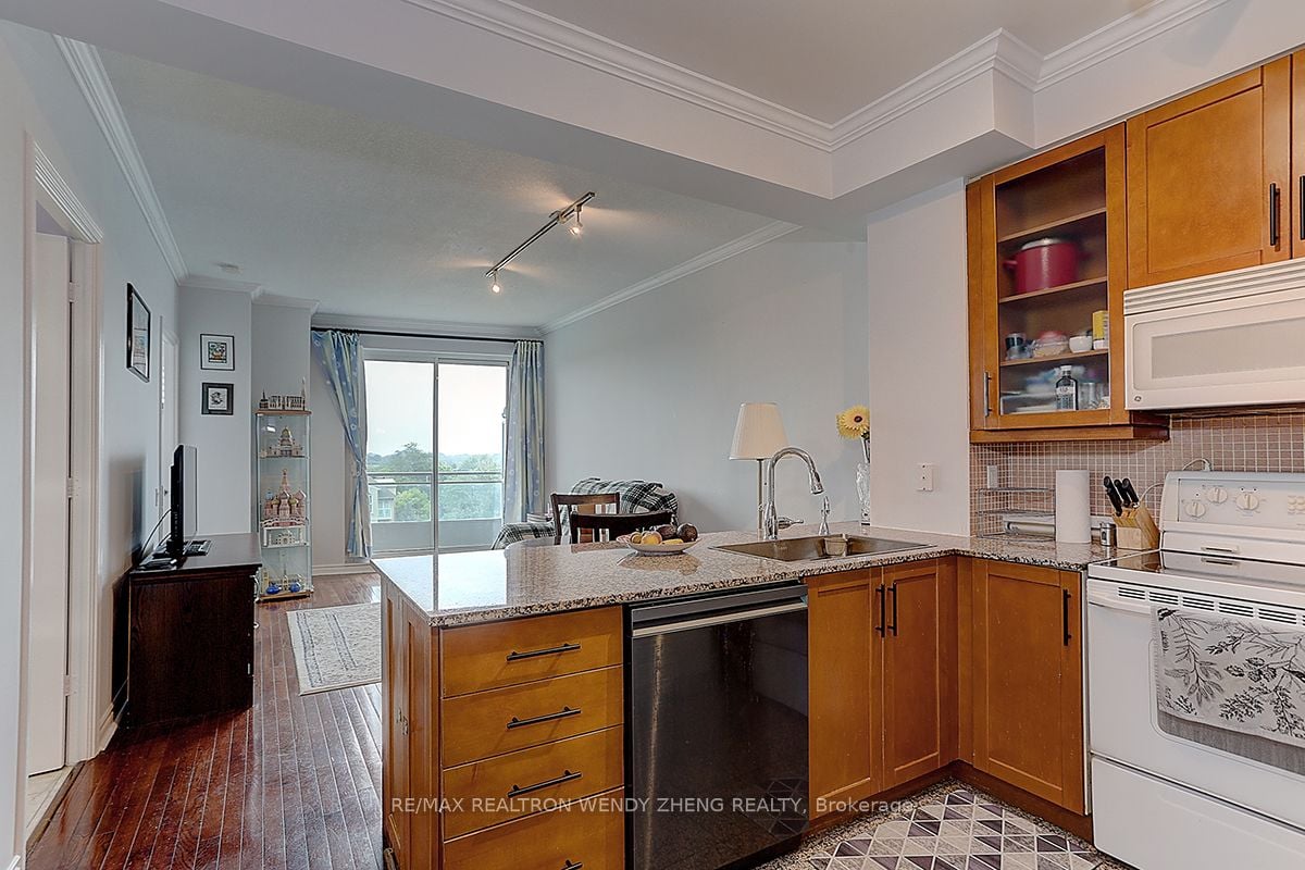60 Byng Ave, #508