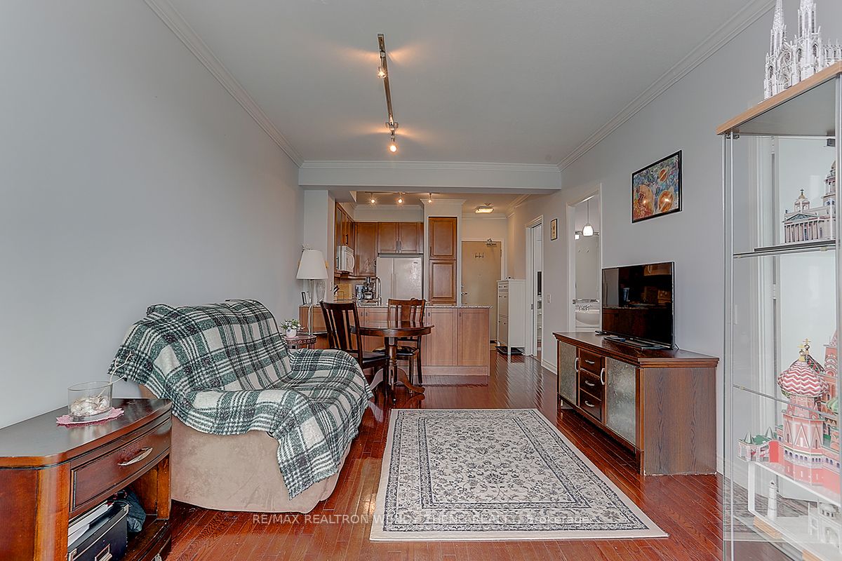 60 Byng Ave, #508