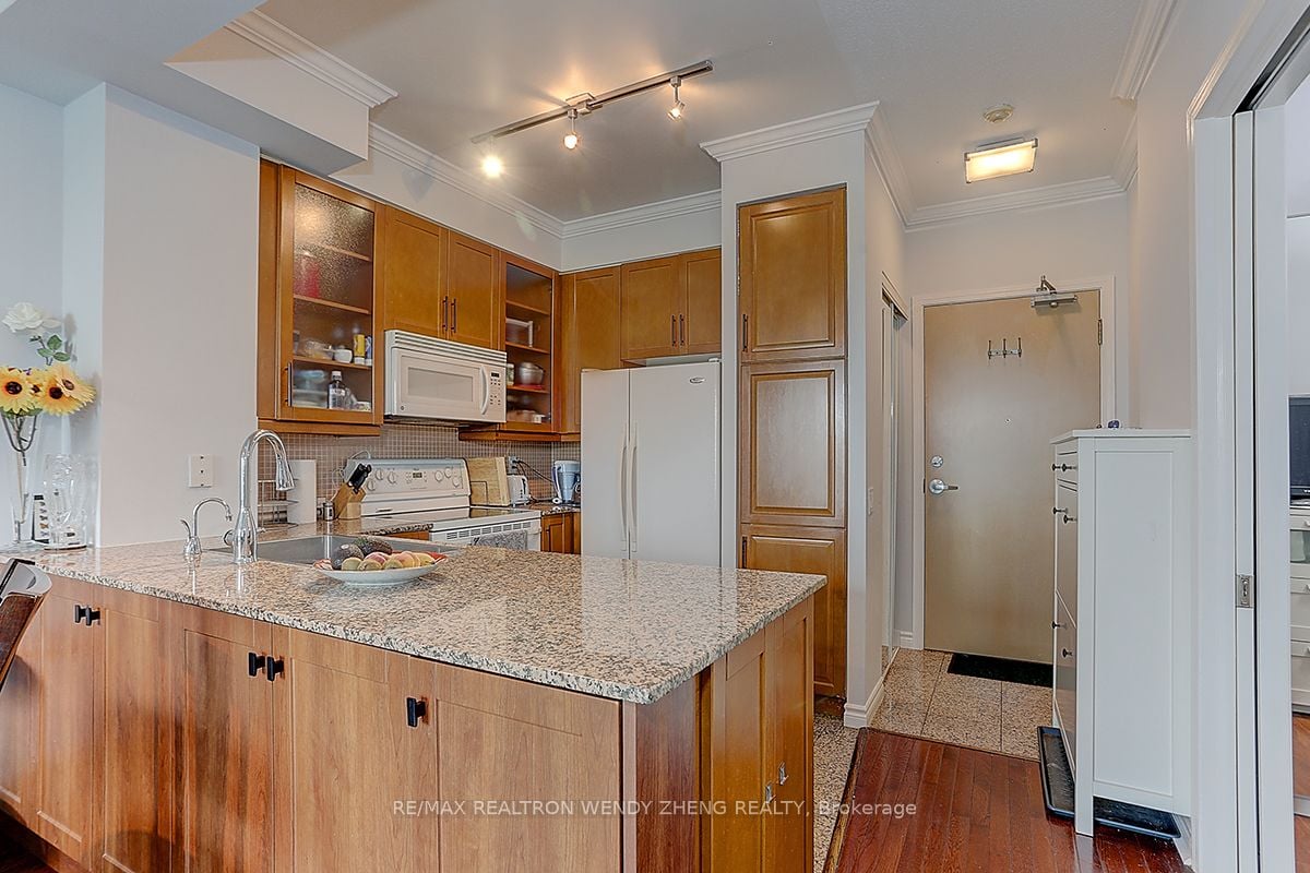 60 Byng Ave, #508