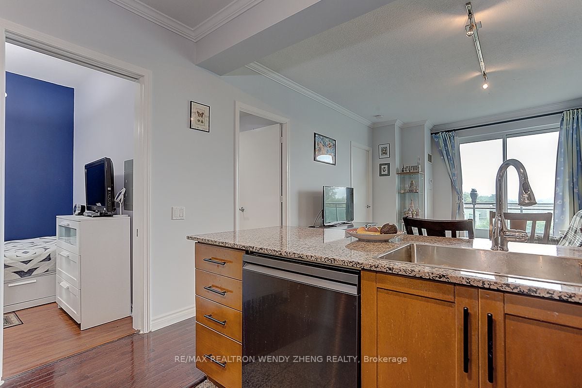 60 Byng Ave, #508