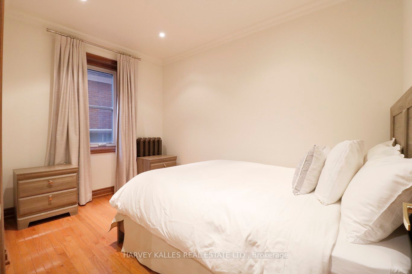 510 Jarvis Street, #4