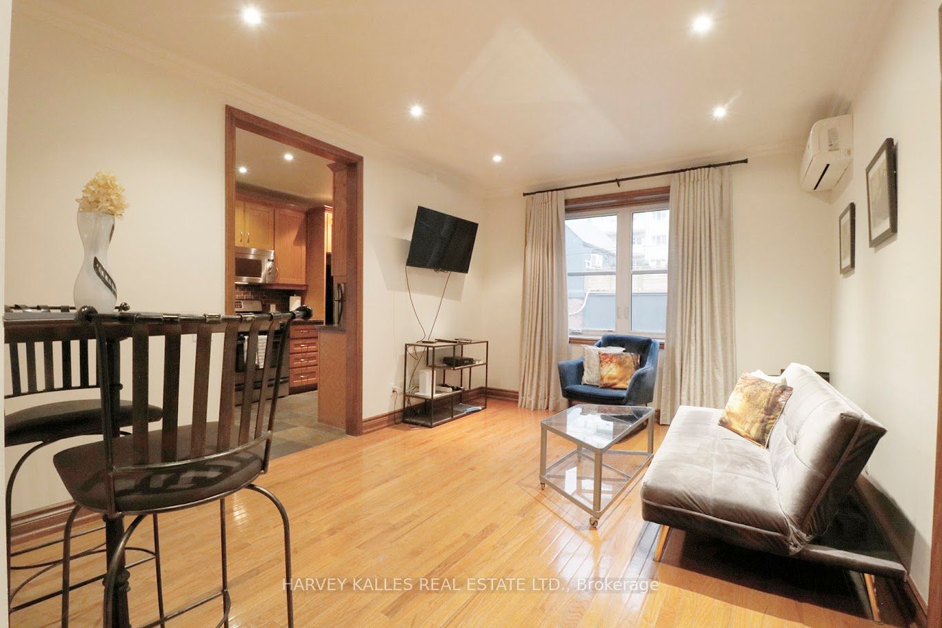 510 Jarvis Street, #4