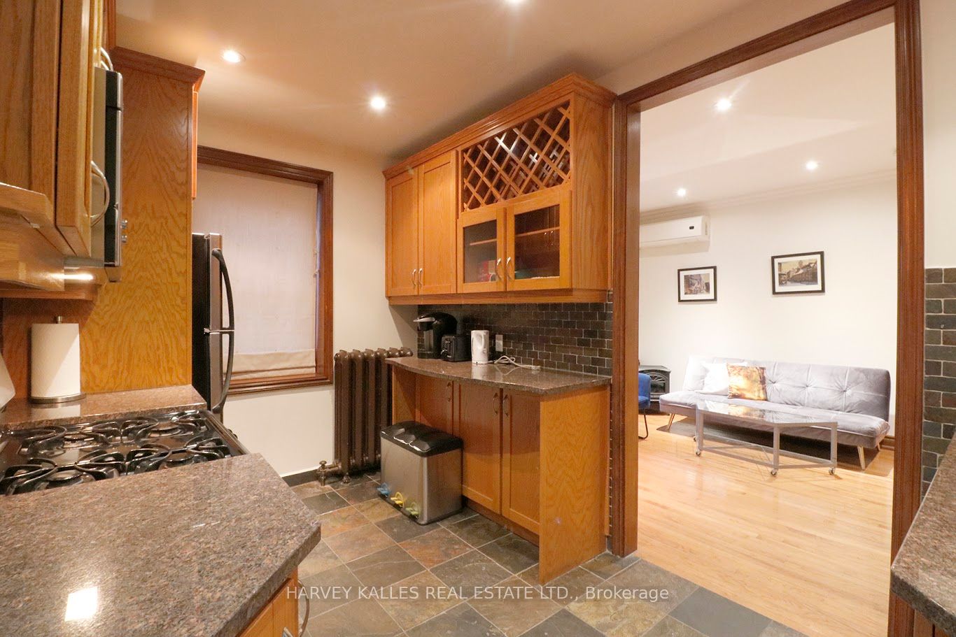 510 Jarvis Street, #4