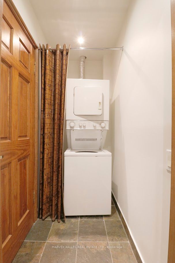 510 Jarvis Street, #4
