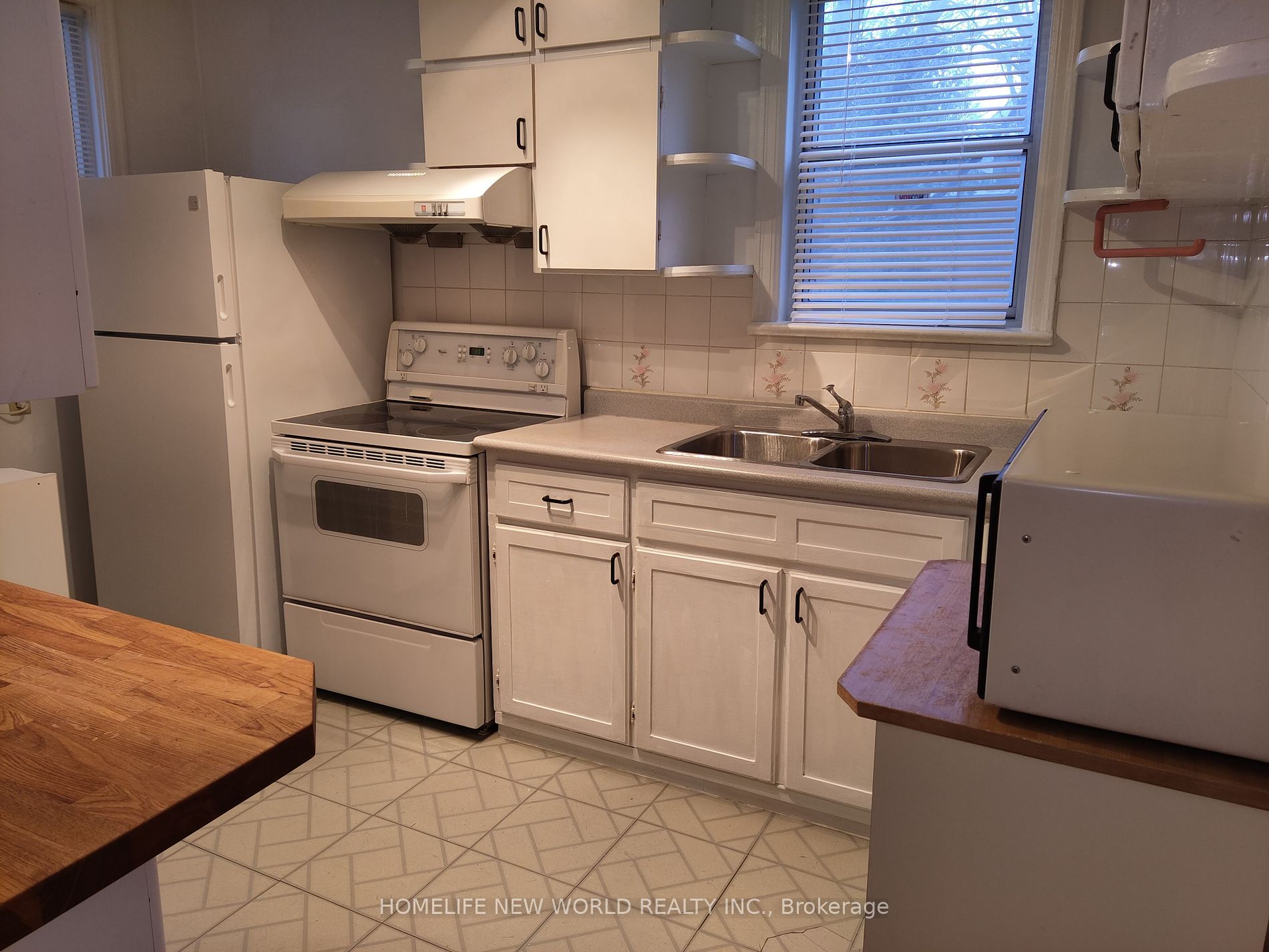 17 Bonnington Place #Gr, 2nd