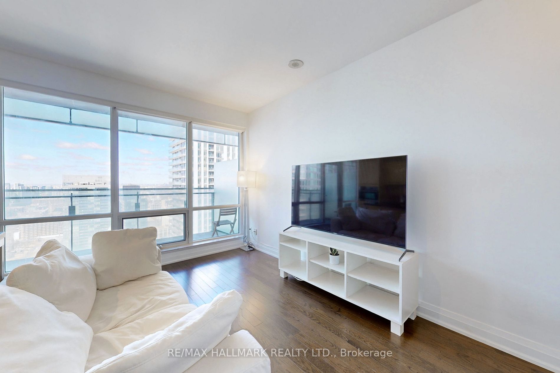 80 John Street, #3804