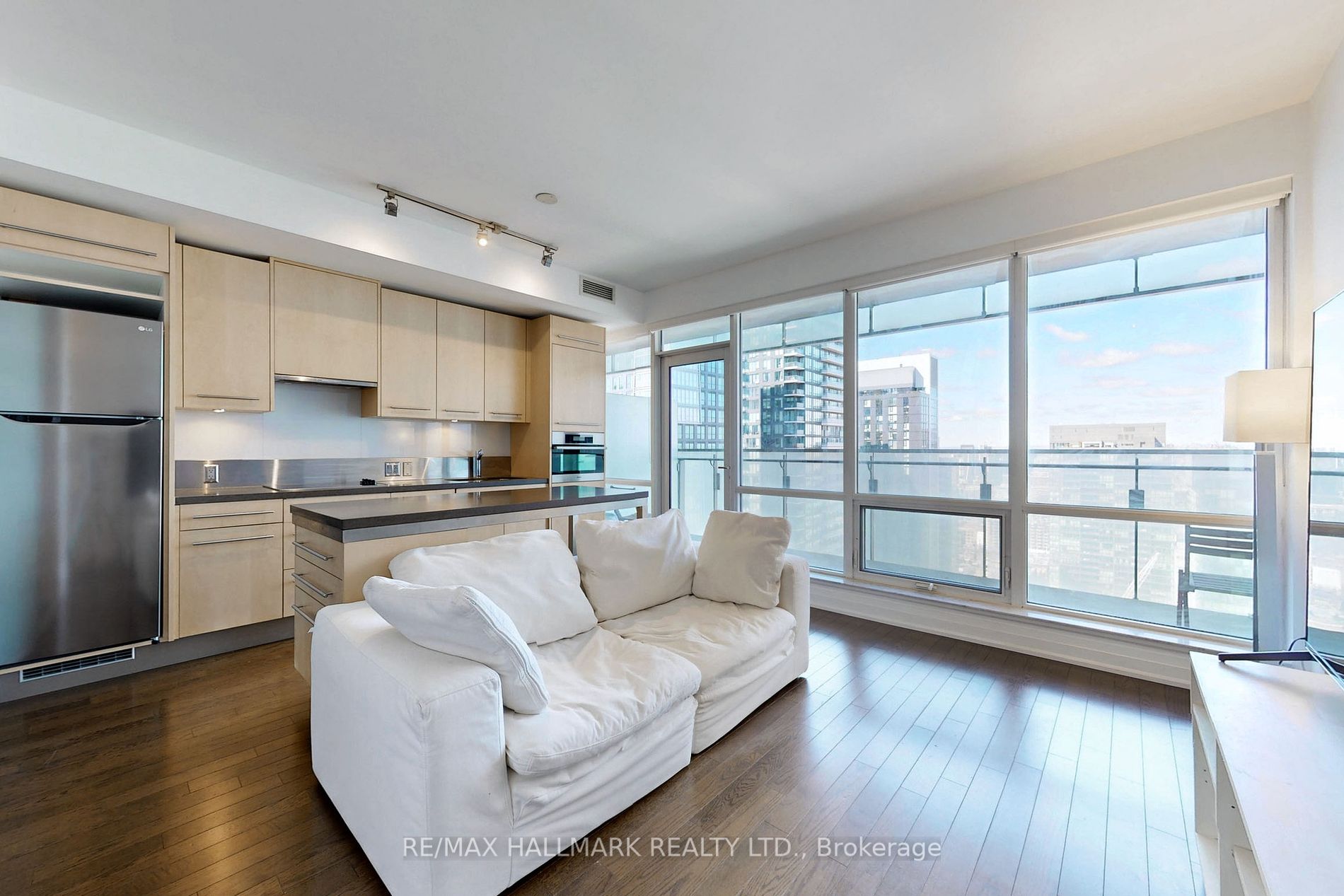 80 John Street, #3804