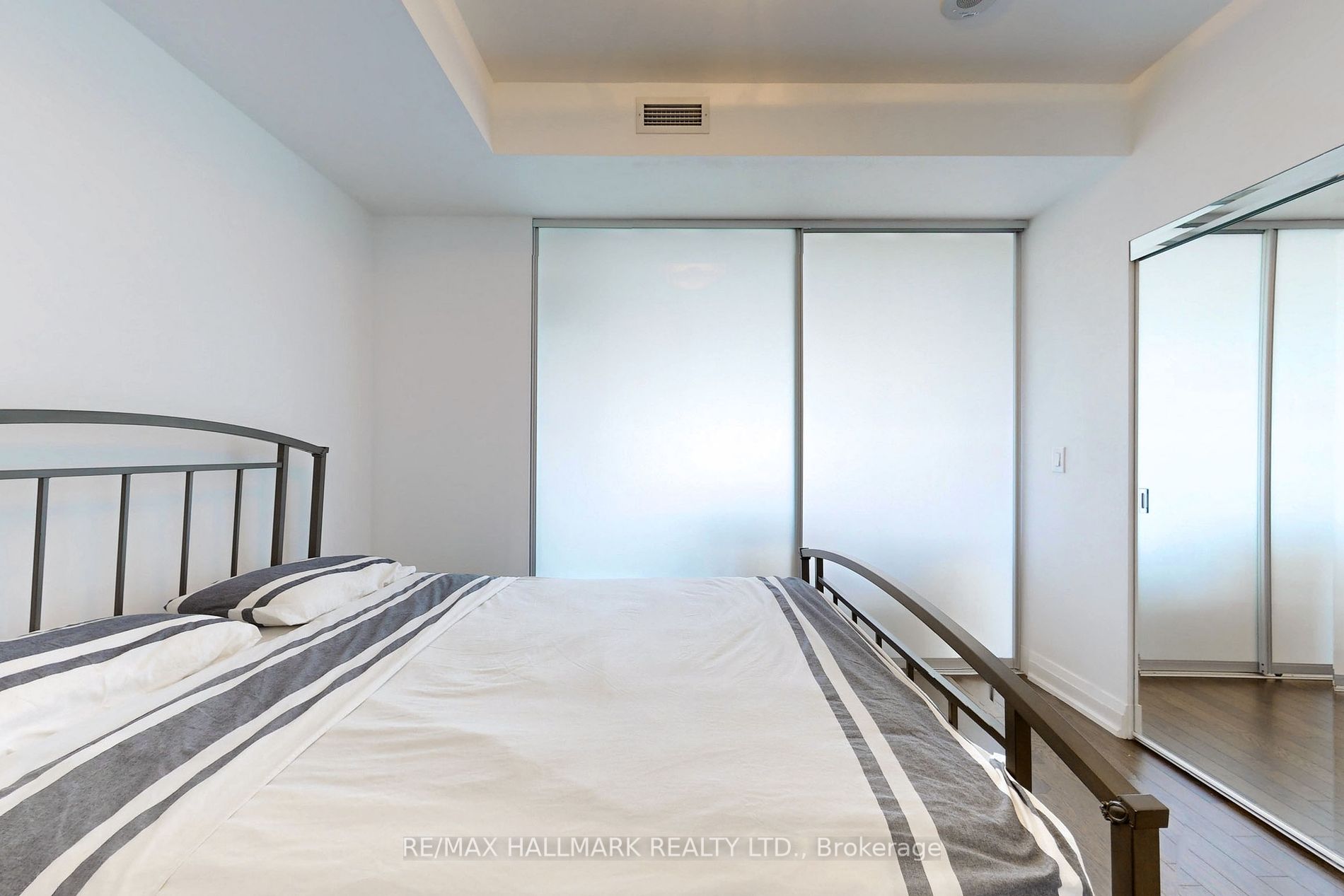 80 John Street, #3804