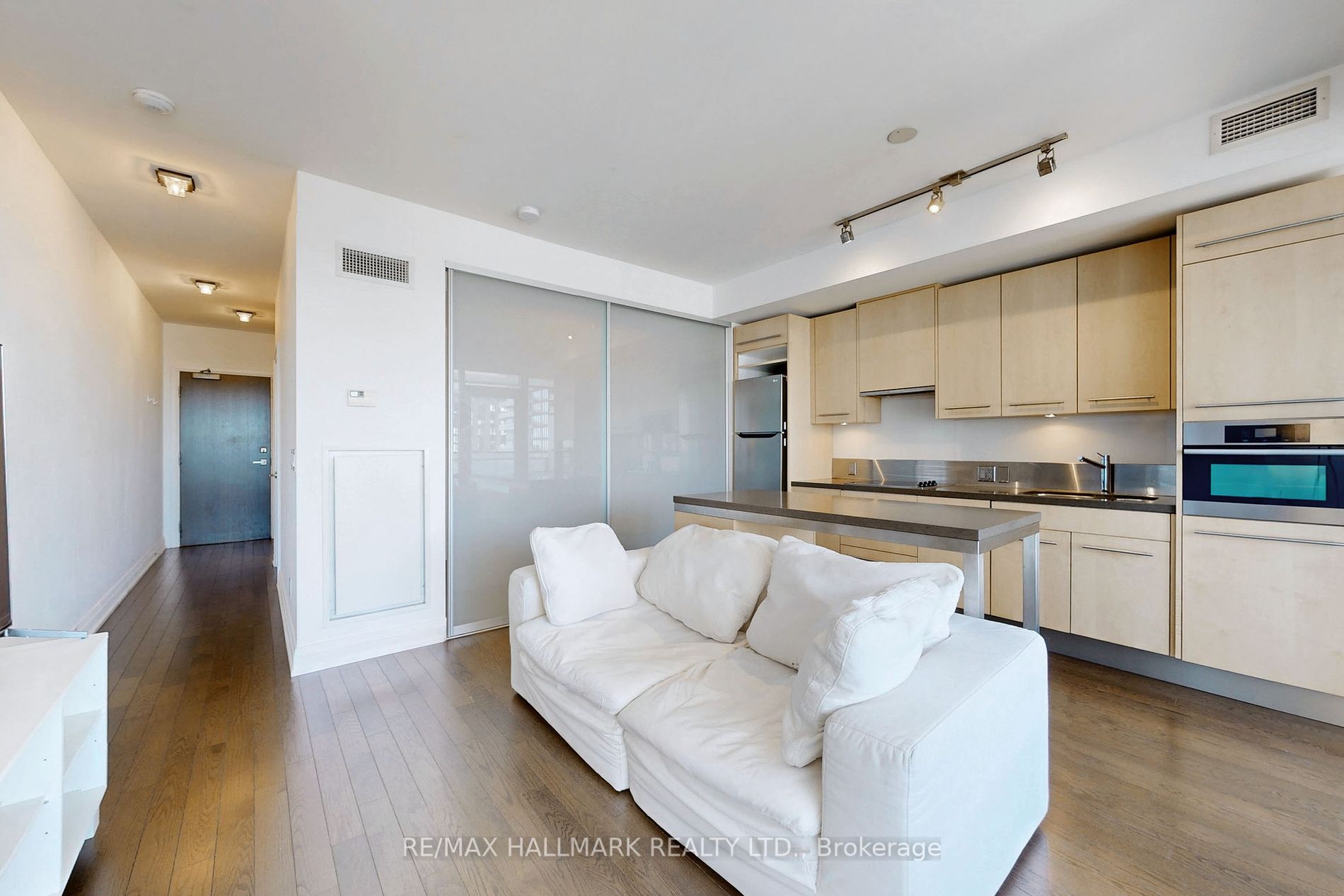 80 John Street, #3804