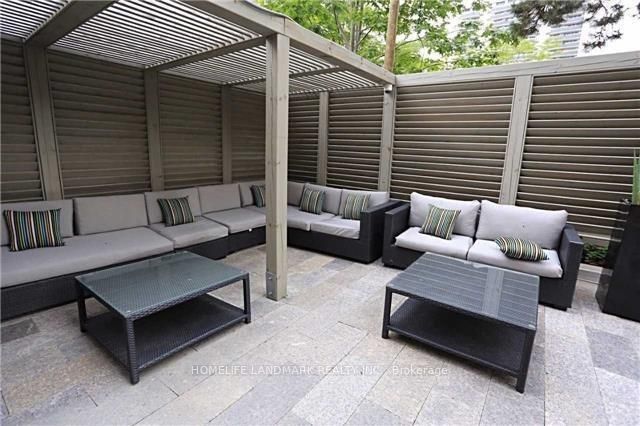 68 Merton Street, #204