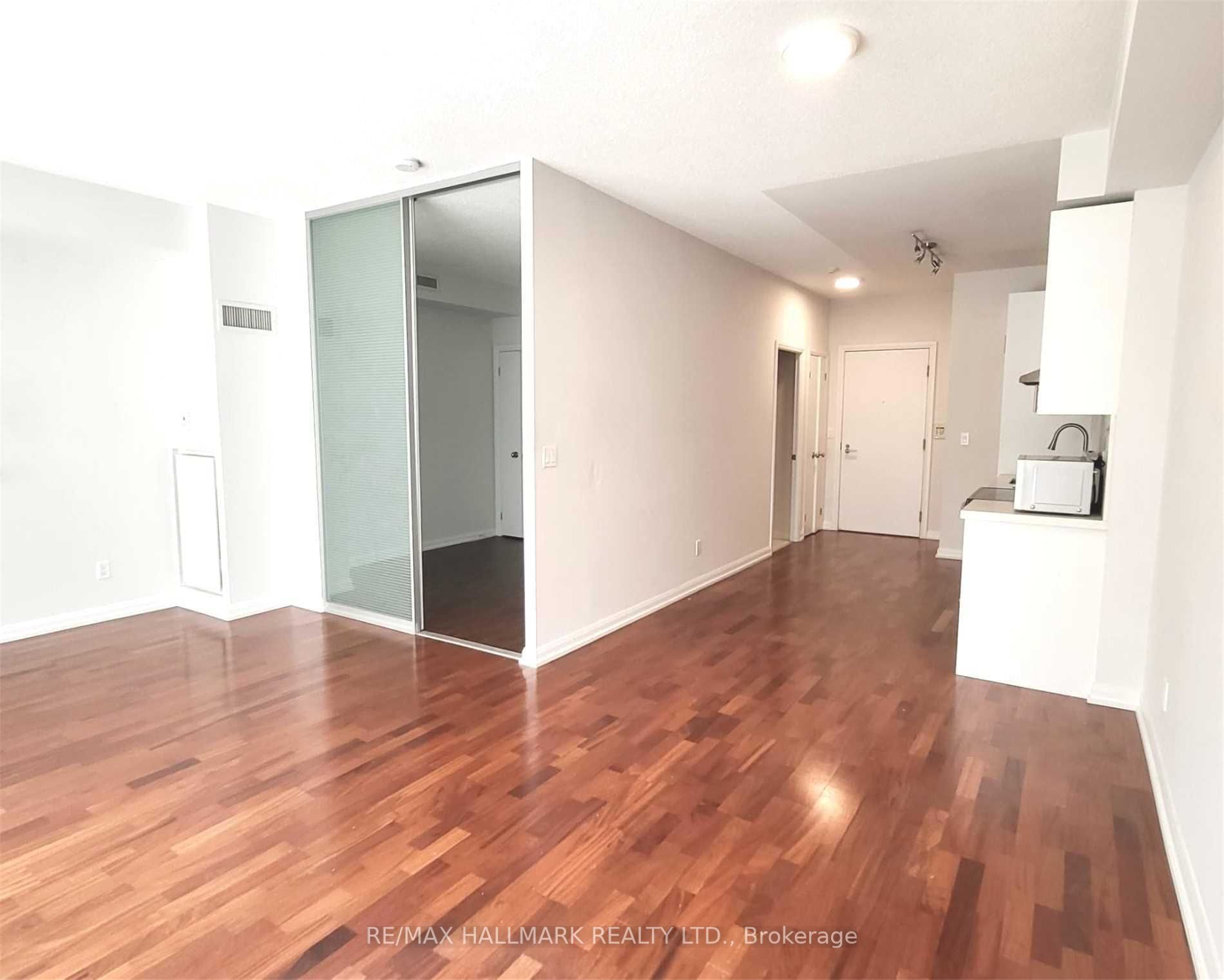 111 Elizabeth Street, #1115