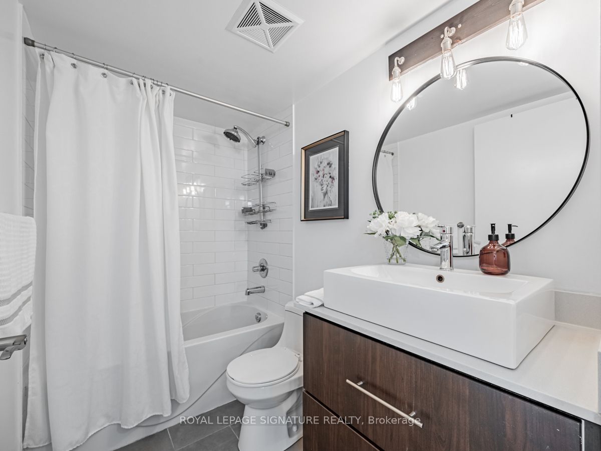 1169 Queen St W, #309