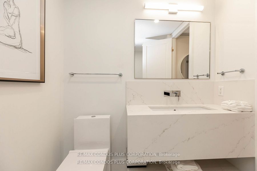 10 Bellair St, #801